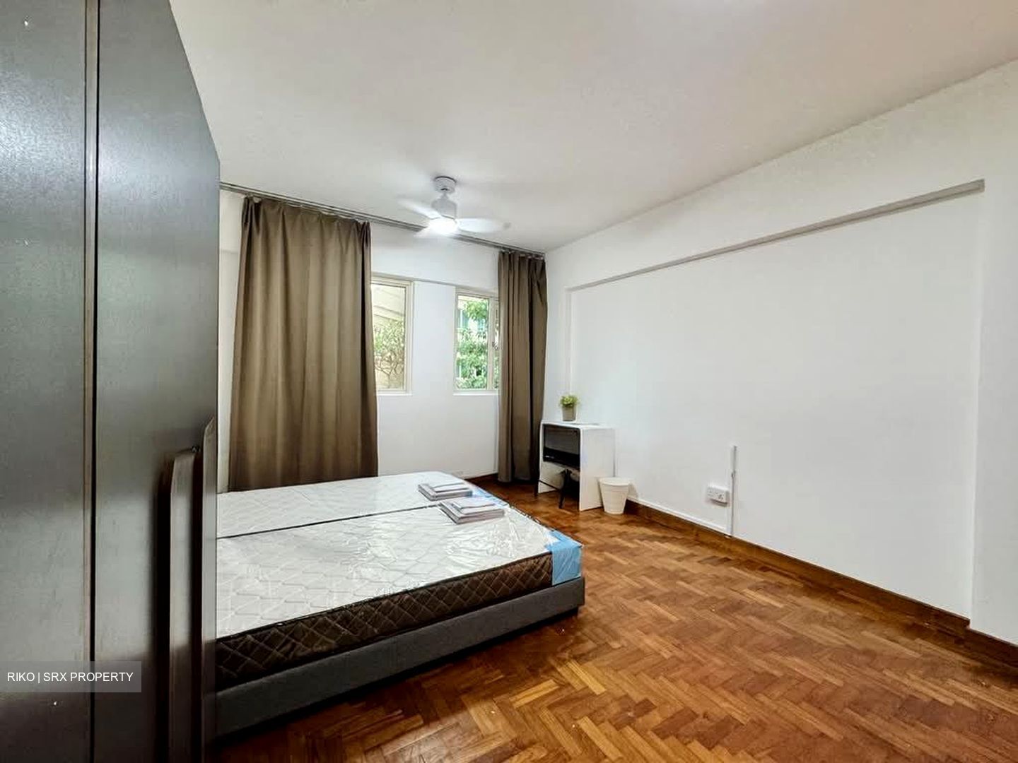 Melville Park (D18), Condominium #537939041